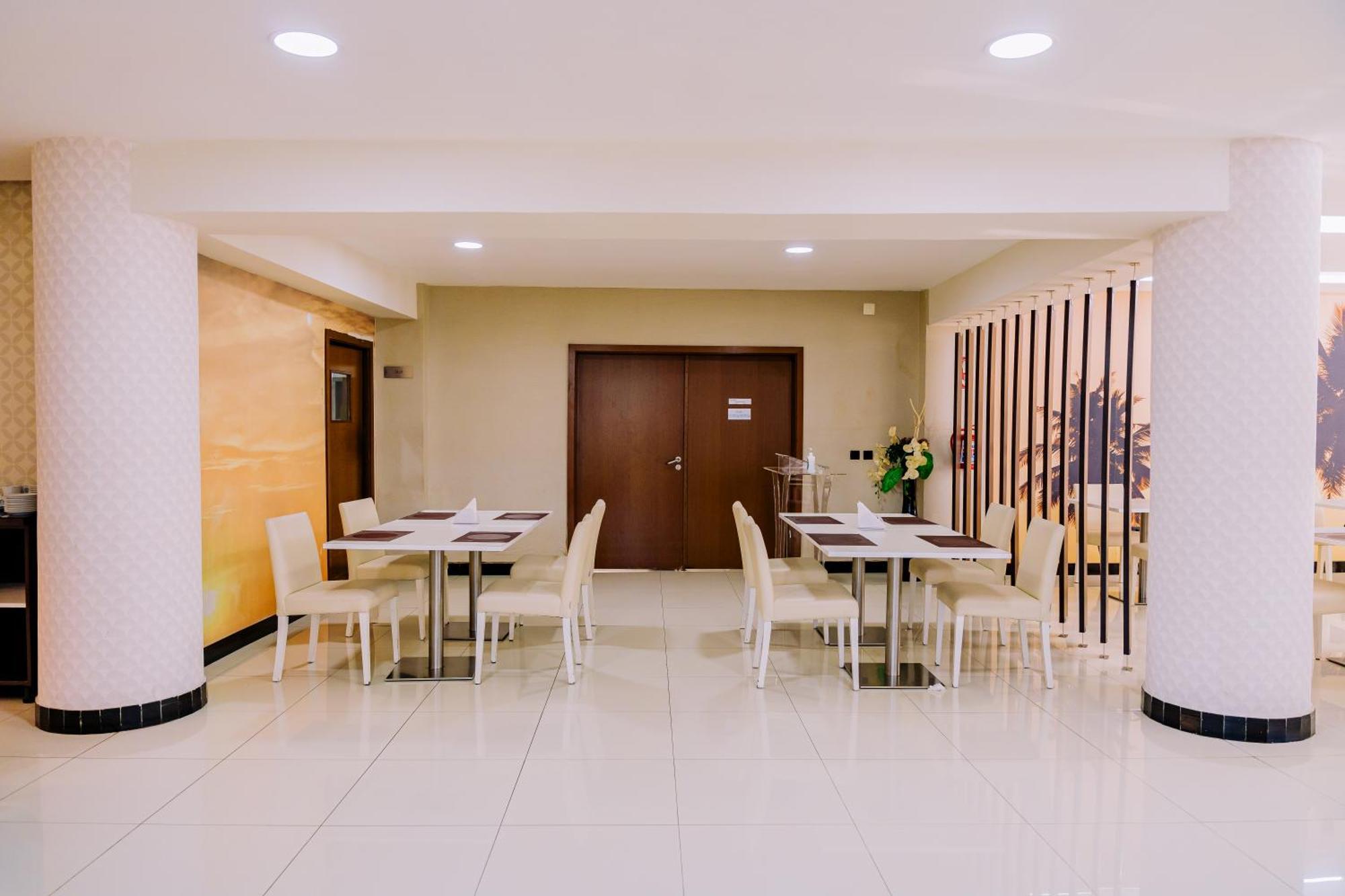 Beira Terrace Hotel Bagian luar foto