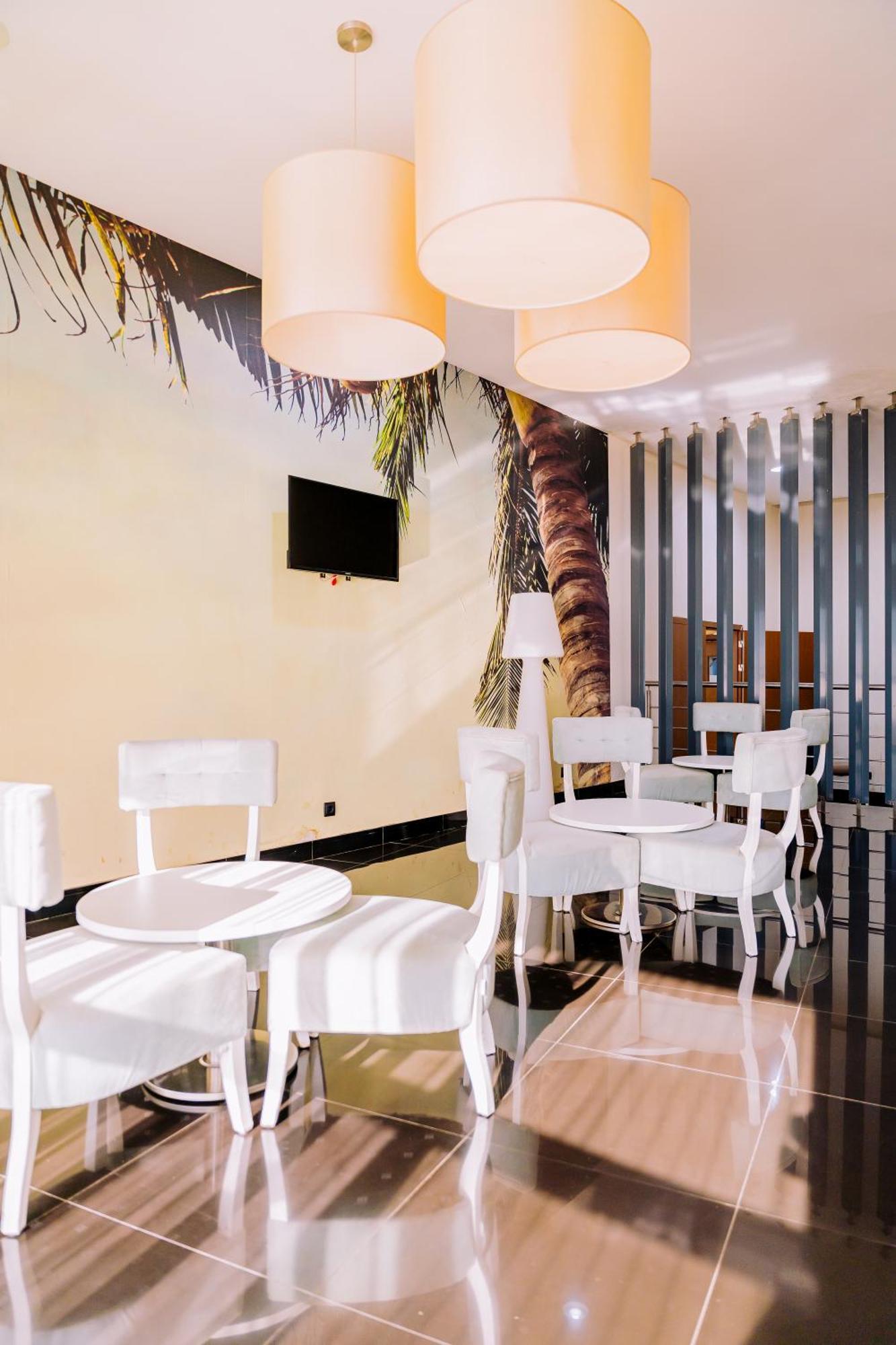 Beira Terrace Hotel Bagian luar foto